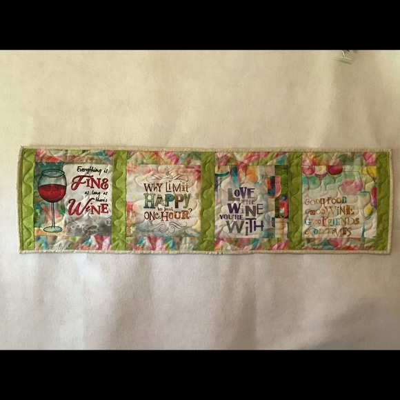 Table runner - Picture 2 of 7